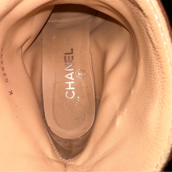 CHANEL ankle Boots with CC monogram - Picture 3 of 16